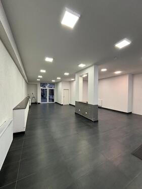Foto - Ladenlokal zu vermieten - 800,00 EUR Kaltmiete,