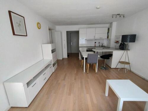 Foto - Schöne möblierte 2-Zimmer Wohnung befristet 6 Monate ab Dez 25