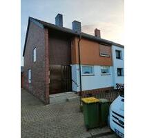 Gepflegte Doppelhaushälfte in Klosterhardt **Provisionsfrei** - Oberhausen Rothebusch