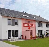 Comfortable 5-Room House Available for Sale - Bickenbach