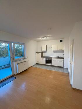 Foto - 2 Zimmer Wohnung mit Balkon und PKW Stellplatz zu verkaufen