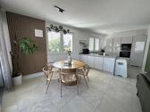 Foto - Helle, große 3,5 Zimmer Wohnung mit 108qm