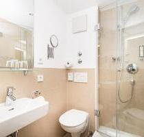 Apartment | WG Zimmer mit eigenem Bad in ehemaligem Hotel - Schwäbisch Gmünd