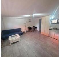1-2 Zimmer Souterrain-Wohnung mit seperatem Eingang ca. 40 qm - Kehl