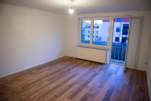 Foto - 2-Zimmer-Wohnung Balkon Küche zentral renoviert