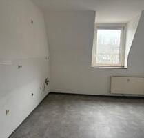 Helle 3 Zimmer Wohnung mit großem Bad und großer Küche 90 qm - Duisburg Duisburg-Mitte