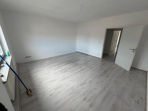 Foto - Schöne 4-Zimmer-Wohnung in brebach (zentral)