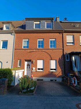 Foto - Einfamilienhaus mit Seele - Familienglück in bester Lage
