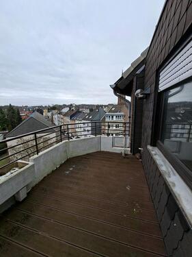 Foto - Frisch renovierte 3-Zimmer Dachgeschosswohnung in zentraler Lage