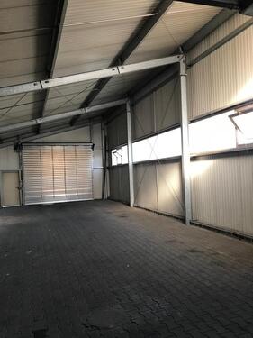 Foto - Stellplatz Garage Parkplatz f. Oldtimer Wohnwagen Wohnmobil, Boot