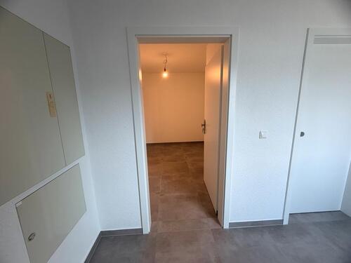 Foto - Erstbezug nach Kernsanierung - moderne 2,5 Zimmer-EG-Wohnung