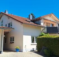 Von Privat: 2-Familienhaus in Schopfheim (Baujahr 2003, ca.340qm)