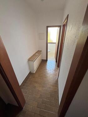 Foto - Mietobjekt: Geräumige 3-Zimmer-Wohnung (Köln Holweide)