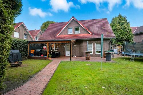 Foto - Einfamilienhaus in Westoverledingen