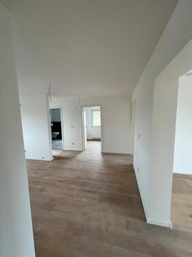 Foto - ***Erstbezug*** 3ZKB Wohnung neuer Aufzug Kernsaniert KFW55