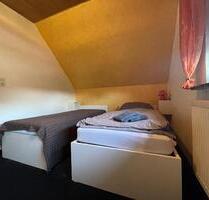 1. OG Wohnung mit Gartenanteil - provisionsfrei - Upgant-Schott