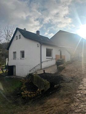 Foto - kleines Haus mit Garten zu vermieten