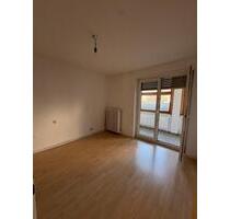 Schöne 2 Zimmerwohnung in Ludwigshafen - gepflegt & zentral - Ludwigshafen am Rhein Ludwigshafen-Hemshof