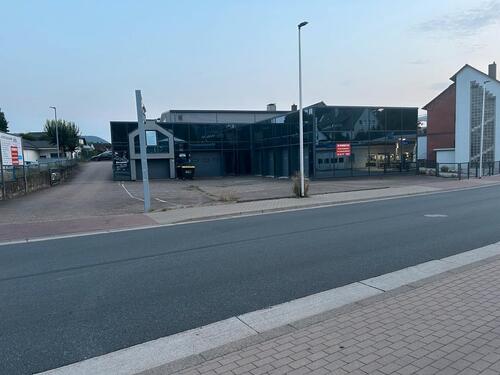 Foto - Waschhalle Produktionshalle - 1.600,00 EUR Kaltmiete,