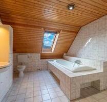Großzügige 4-Zimmer-Dachgeschosswohnung mit Balkon - Wrestedt