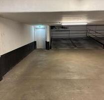 Stellplatz in wettergeshüzter und verschlossener Tiefgarage - Hamburg Alsterdorf