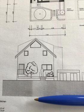 Foto - MFH 3 WE 137 qm Wfl, 234 qm Grund, 21TEUR Kaltmiete