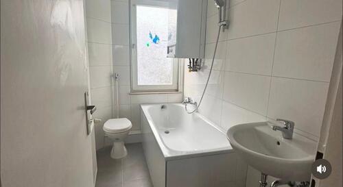 Foto - frisch renovierte 2 zimmer wohnung im 1 og alles neu renoviert