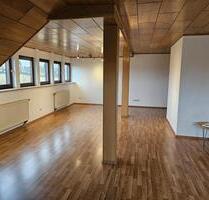 Großzügige 3-Zi.-Wohnung in Petersaurach