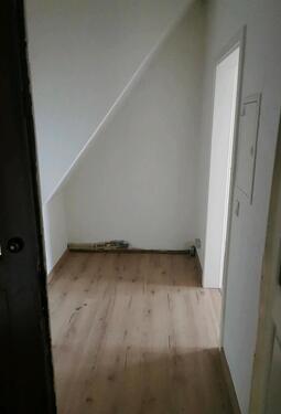 Foto - 2 Zimmer Dachgeschoßwohnung zur Miete in Hohenstein-Ernstthal