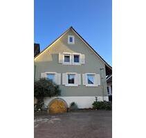 Charmantes Einfamilien-Haus mit Scheune - Neulingen