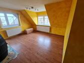 Foto - 6.5 Zimmer Dachgeschoßwohnung in Schwarzach am Main
