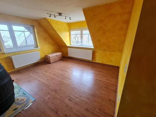 Foto - 6.5 Zimmer Dachgeschoßwohnung in Schwarzach am Main