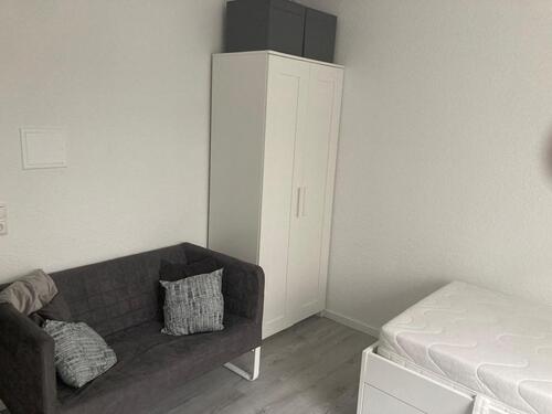 Foto - Komplett renoviert - möbliertes Studentenappartement