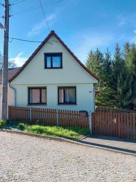 Foto - Einfamilienhaus in Wormstedt - 205.000,00&nbsp;EUR Kaufpreis, ca.&nbsp; 135,00&nbsp;m&sup2;
