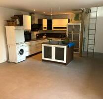 Wohnung zur Miete - 900,00&nbsp;EUR Kaltmiete, ca.&nbsp; 150,00&nbsp;m&sup2; in Höxter (PLZ: 37671)