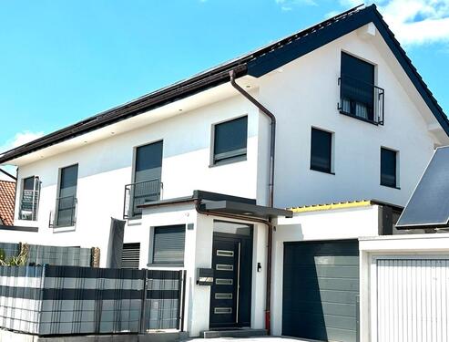 Foto - Neuwertiges Haus 2022! Energie A+! Massiv! Photovoltaik!