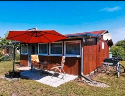 Foto - Bungalow- Gartenhäuschen auf Pachtgrundstück