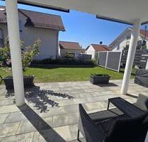 Dreizimmer-Erdgeschoss-Wohnung mit Garten - Unterneukirchen