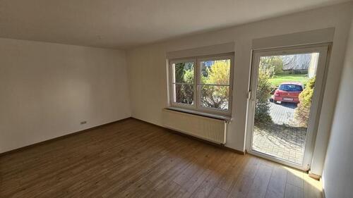 Foto - Charmante 2-Zimmer-Wohnung im Erdgeschoss – frisch modernisiert mit Terrasse
