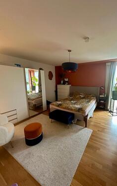 Foto - Teilmöbliertes WG- Zimmer mit Privatbad