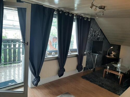 Foto - WG Zimmer zu vermieten - 310,00&nbsp;EUR Kaltmiete, ca.&nbsp; 25,00&nbsp;m&sup2;