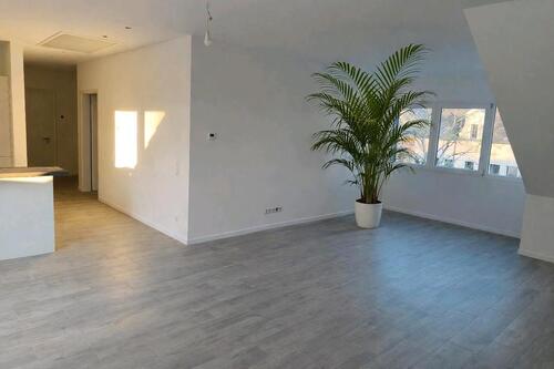 Foto - 3 Zimmer Dachgeschoßwohnung zur Miete in Hennef (Sieg)