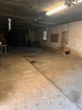 Foto - Stellplätze für Motorräder - 30,00&nbsp;EUR Miete,