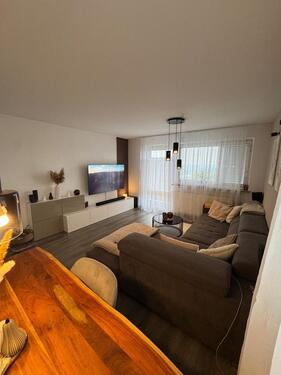Foto - 3,5 Zi • 76 m² • renoviert • Balkon • Stellplatz • EBK •