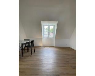 WG-Zimmer, nähe Innenstadt - 430,00&nbsp;EUR Kaltmiete, ca.&nbsp; 31,11&nbsp;m&sup2; in Bielefeld (PLZ: 33609) Heepen