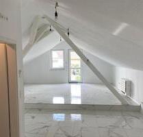 1-Zimmer-Dachgeschosswohnung in Zaisenhausen
