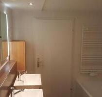 Nichtraucherhaus, attraktive 4-Raum-Wohnung+Balkon zentral in FG - Freiberg