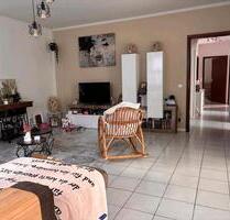 4- Zimmer Wohnung in Glauburg - 950,00&nbsp;EUR Kaltmiete, ca.&nbsp; 115,00&nbsp;m&sup2; in Glauburg (PLZ: 63695)