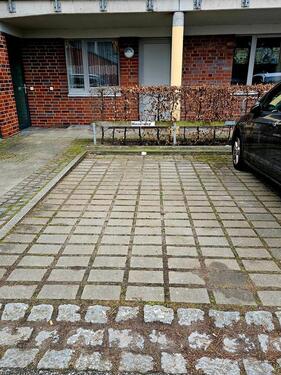 Foto - PKW-Stellplatz - Wiesenweg 23568 Lübeck