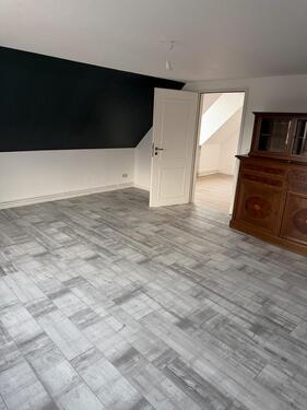 Foto - 2 Zimmer Dachgeschoss Wohnung - 594,00&nbsp;EUR Kaltmiete, ca.&nbsp; 66,00&nbsp;m&sup2;
